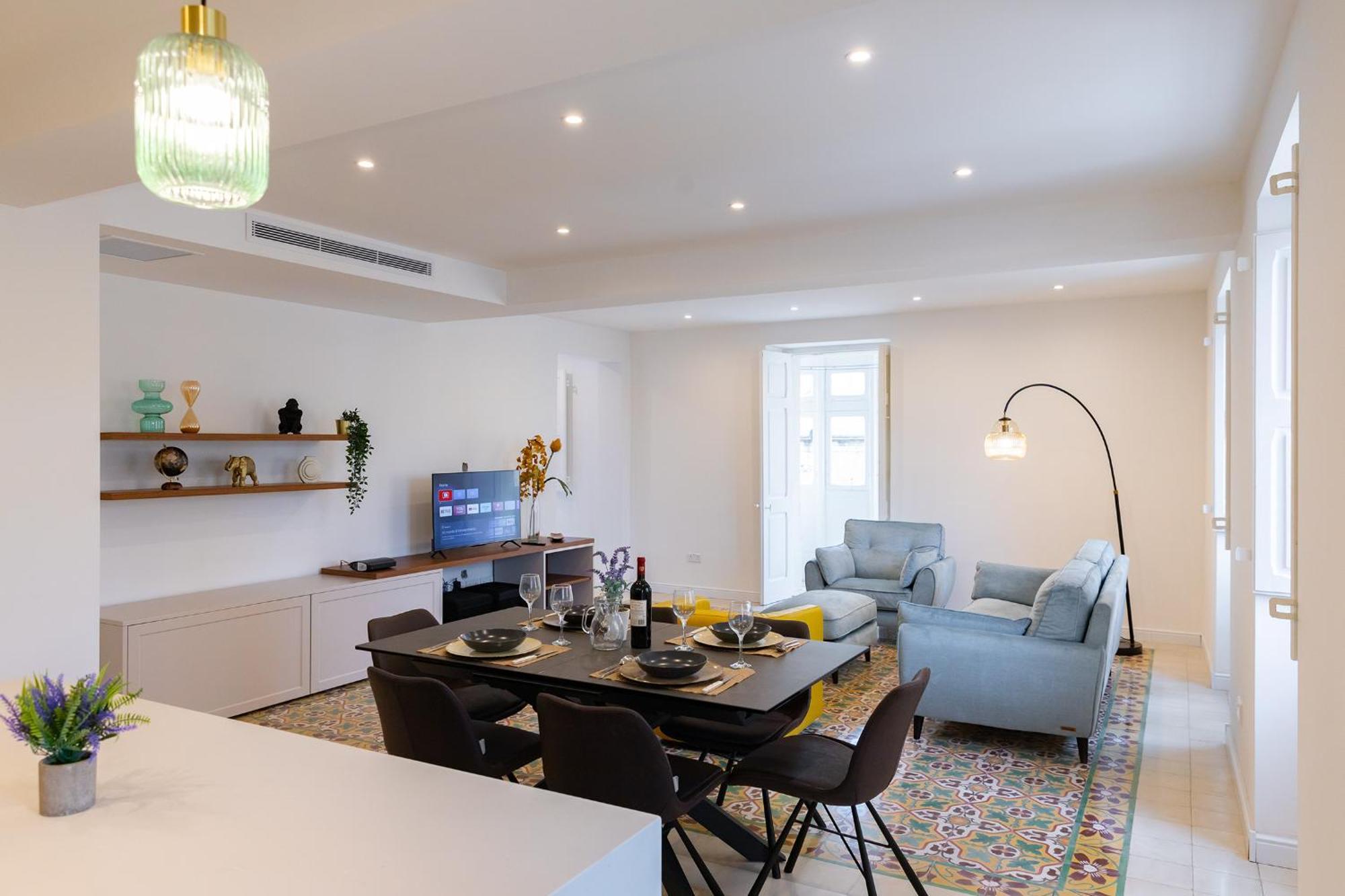 Florette Suite Designer Finish With Stunning Lounge Terrace By Arcobnb 弗洛里亚纳 外观 照片