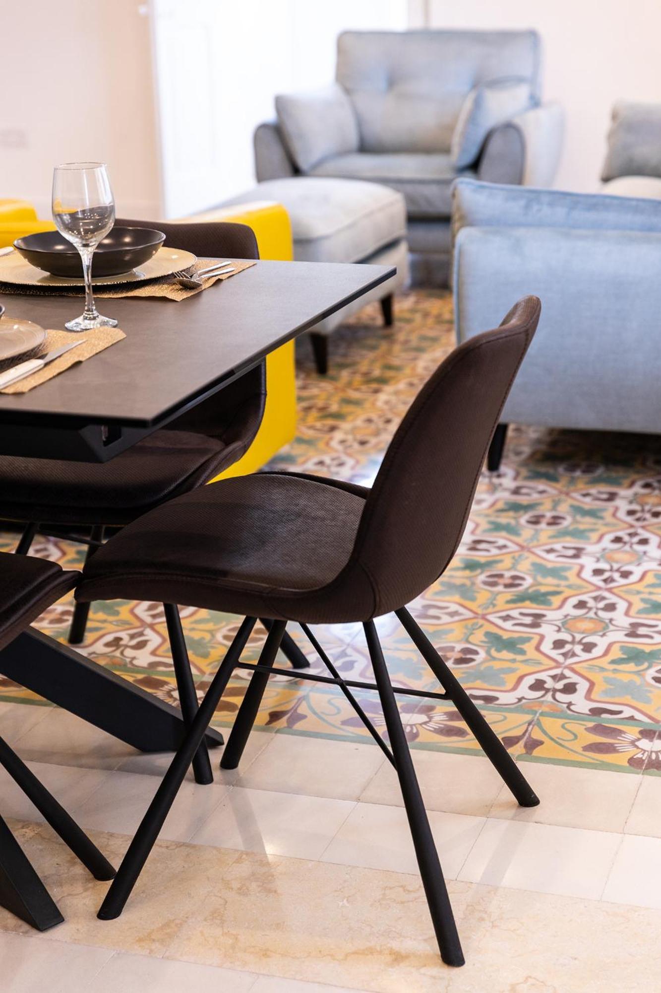 Florette Suite Designer Finish With Stunning Lounge Terrace By Arcobnb 弗洛里亚纳 外观 照片