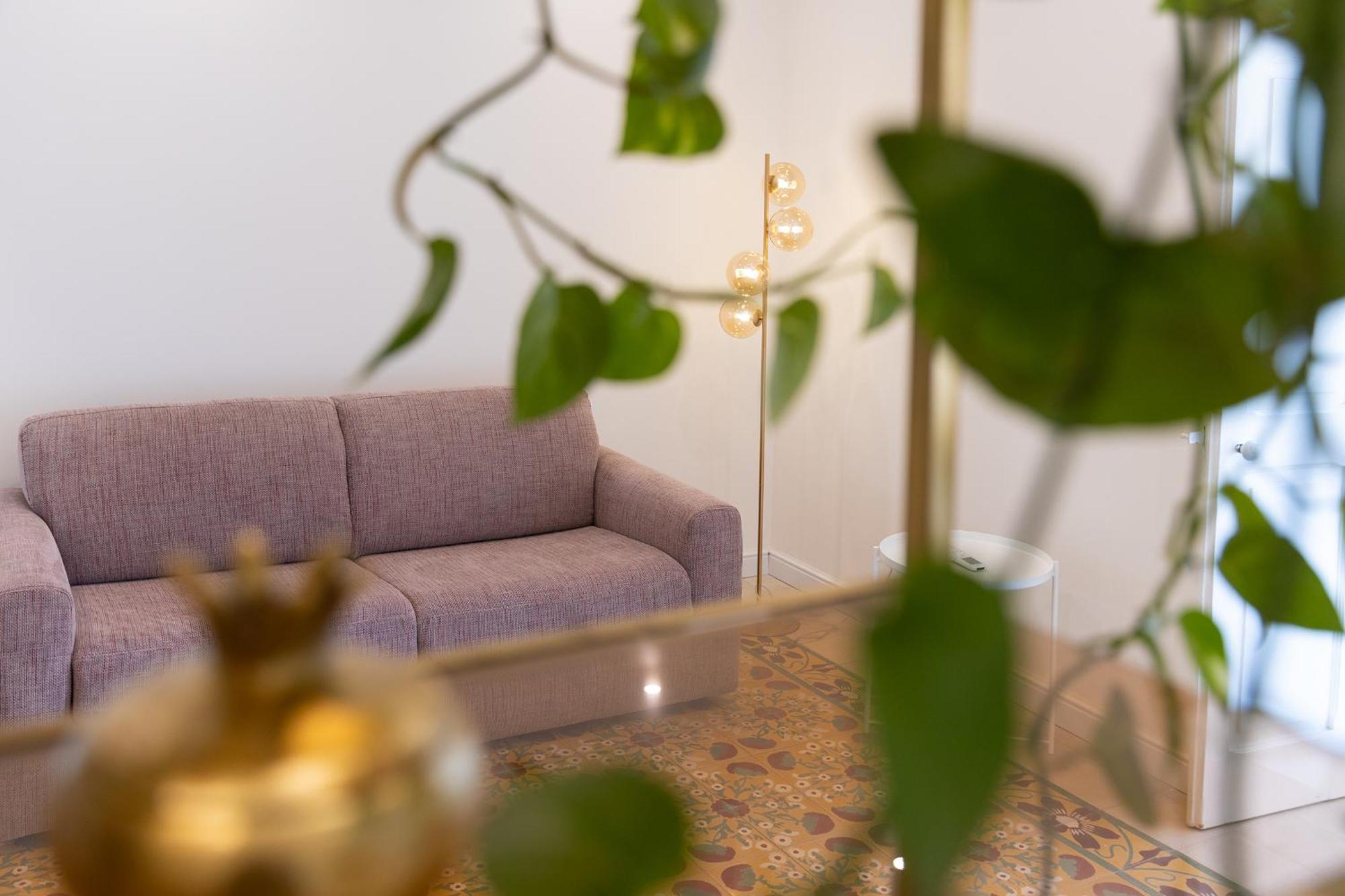 Florette Suite Designer Finish With Stunning Lounge Terrace By Arcobnb 弗洛里亚纳 外观 照片