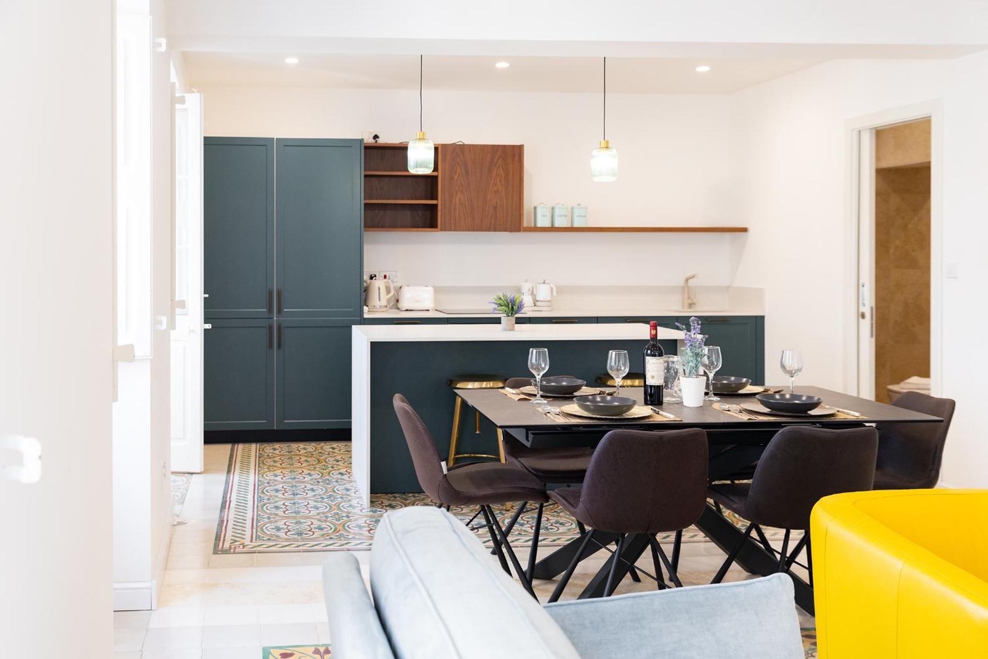 Florette Suite Designer Finish With Stunning Lounge Terrace By Arcobnb 弗洛里亚纳 外观 照片